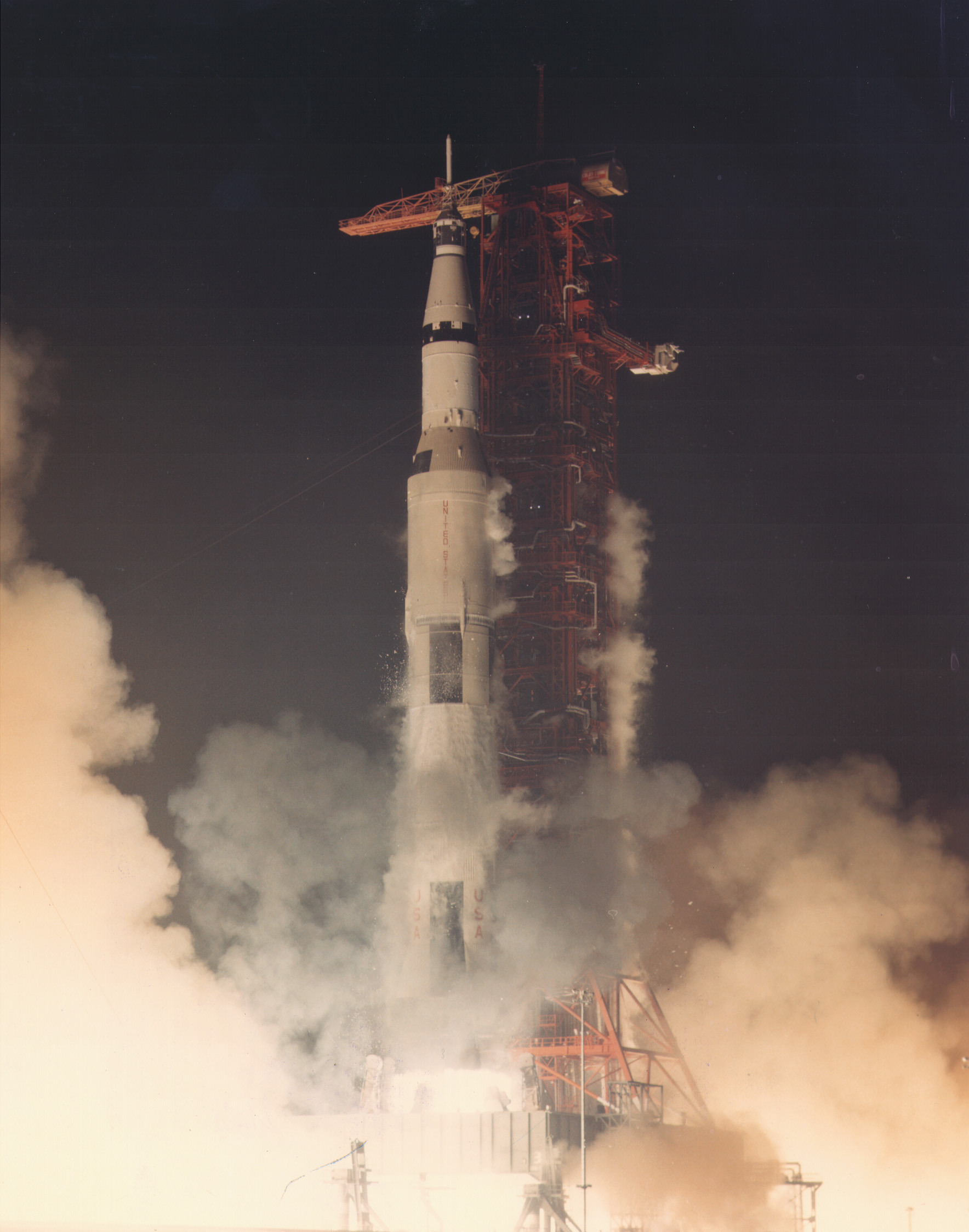 Apollo_17_launching